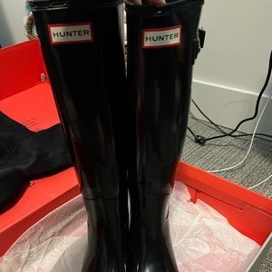 Hunter - Women's Original Tall Gloss Rain Boots